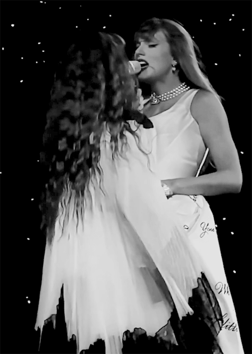 Taylor Swift And Florence Welch Singing Florida!!!