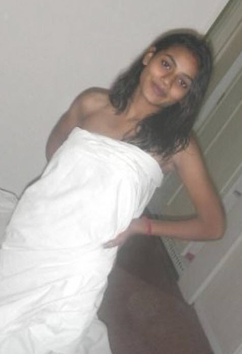 fuckingsexyindians:  Indian gets naked and gives handjob, blowjob, and sticks her