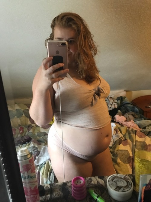 chubbyginger23:  Hi https://www.manyvids.com/profile/1000836503/chubbyginger23/