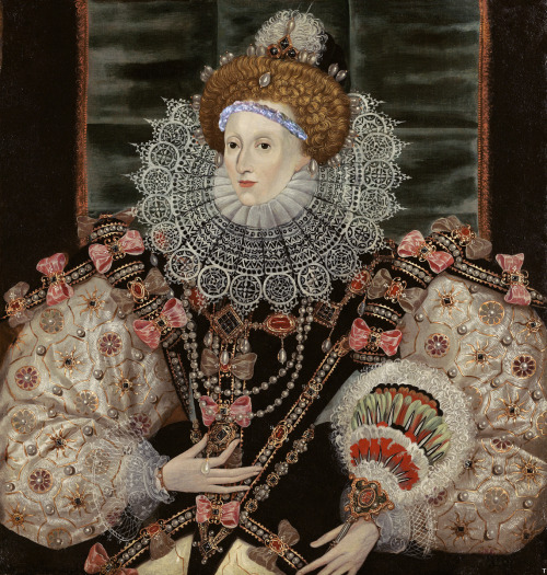 touchdownpossum:Soph:  And I would femslash Elizabeth I with basically anyone. Including herself. (T