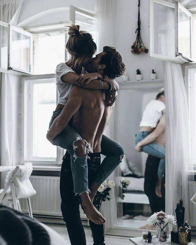 CiÃ² che unisce una coppia  oltre l'amore e il rispetto, sono le risate,la complicitÃ 