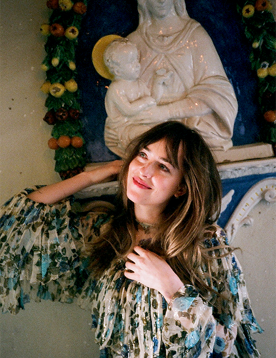 DAKOTA JOHNSON Grazia Italia (2018) | Photographed... : semi-hiatus.