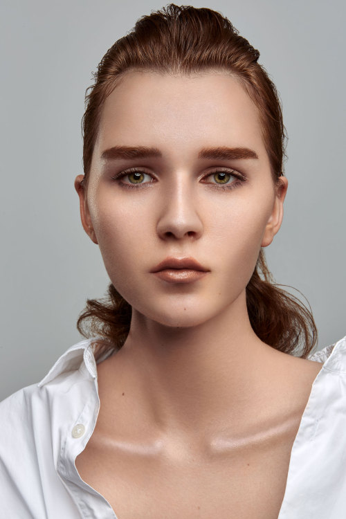 Back To Basics Beauty Editorial Series - Photography by Zephyr ChuiMore portfolios on http://www.zep