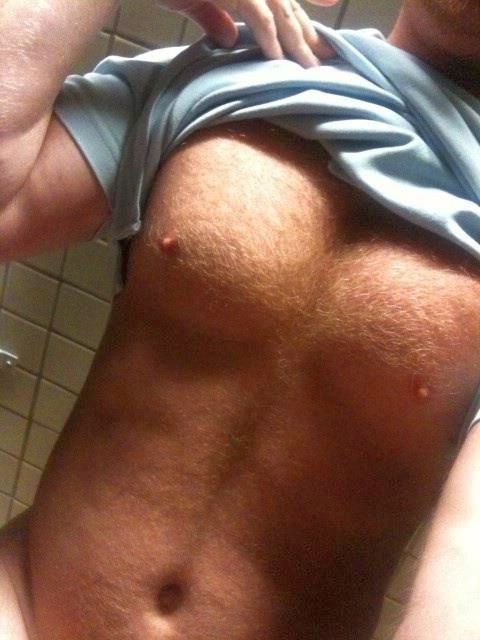 dilf-fan:  A HOT FURRY GINGER