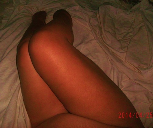 XXX mylonelybreasts:  ~ i have tons of pictures..what photo