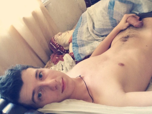 russiannudeguys:  20 yo from Sochi ;)