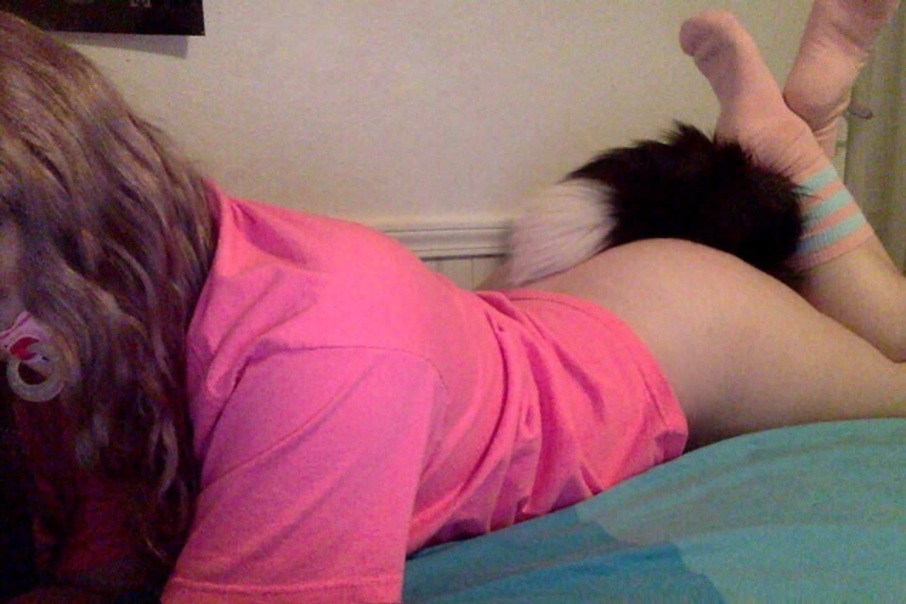his-littlefox:  Hello Kitty paci, big pink t-shirt, cute pink socks, and my tail