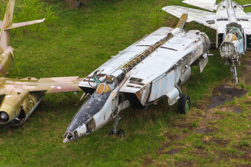 rocketumbl:  The Central Museum of the Air Forces at Monino