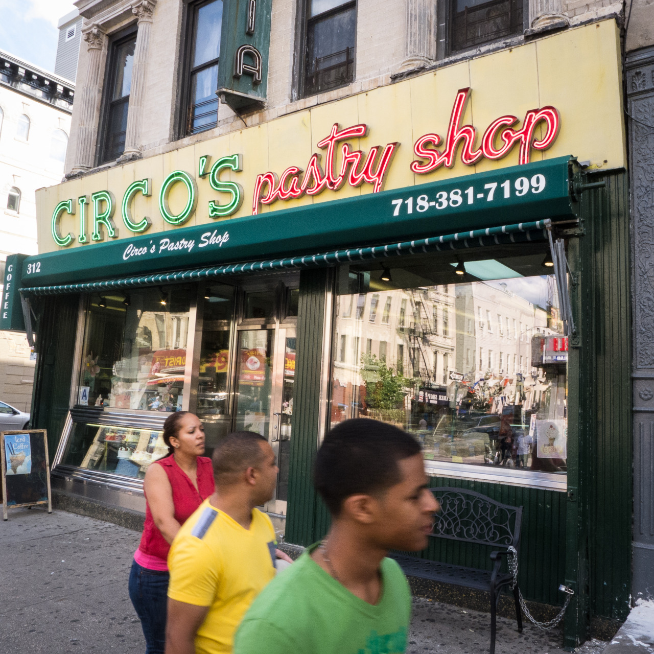americanroads:  Circo’s Pastry Shop 312 Knickerbocker Ave. Bushwick, Brooklyn NY