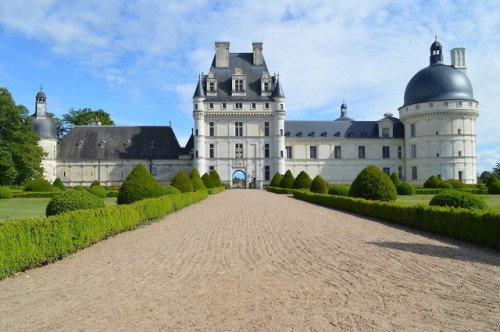 Qui dit vacances dans le Val de Loire dit Châteaux !  Et voici le premier de notre liste :Le Château