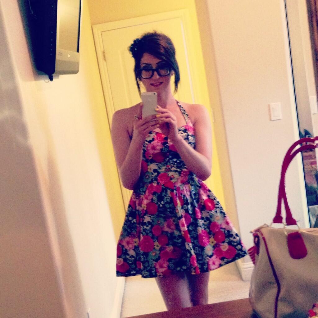 hgillmore:  Well Dressed Crossdressers and Transgendered Women