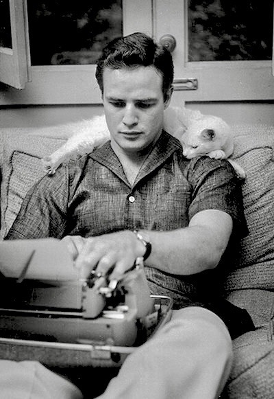 infinitebutterlogjam:Marlon Brando and friend. 