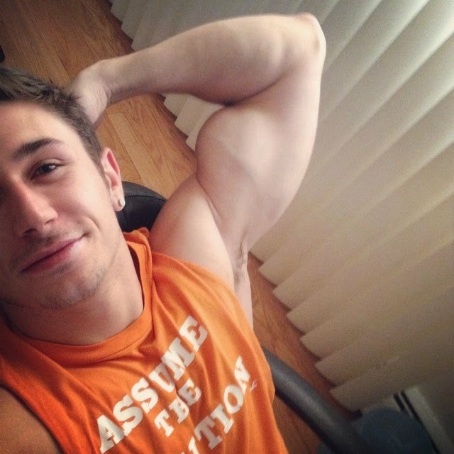 insideonly:  Oh such a perfect pit………………….