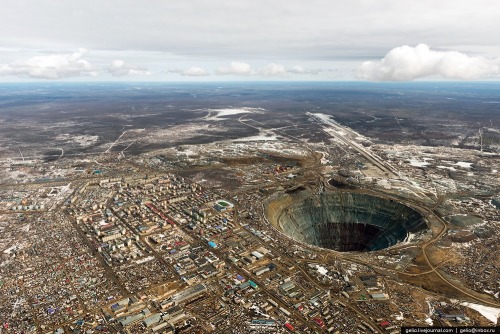 aegean-okra: lamarghe73: Mirny, Yakutia. Open pit diamond mine.