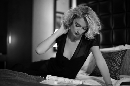 Caitlin Fitzgerald Follow In search of beauty and please don’t copy…. reblog Only high resolution pi