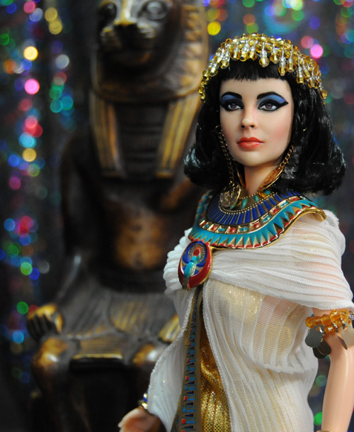 www.ebay.com/usr/ncruz_doll_art Bid now on Elizabeth Taylor as Cleopatra! This rep