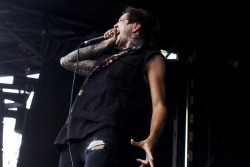 yeahbarakat:  Austin Carlile (Of Mice &