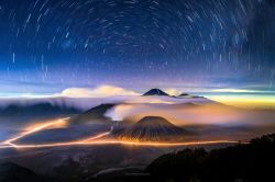 staceythinx:  Beautiful skies over the volcano