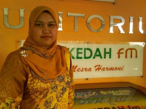XXX marriedmankl:  macan-gembong:  Kedah FM  photo