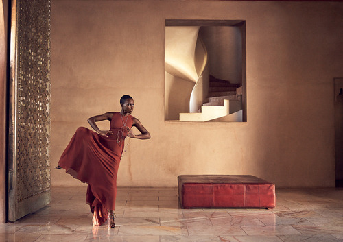 dynamicafrica:  Lupita Nyong’o lands her first ever Vogue magazine cover. Whilst