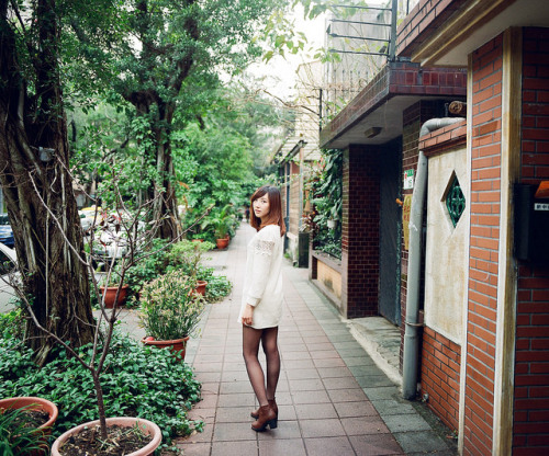 pedalfar: 請不要走太遠 by agbuggy~小蟲子 on Flickr.