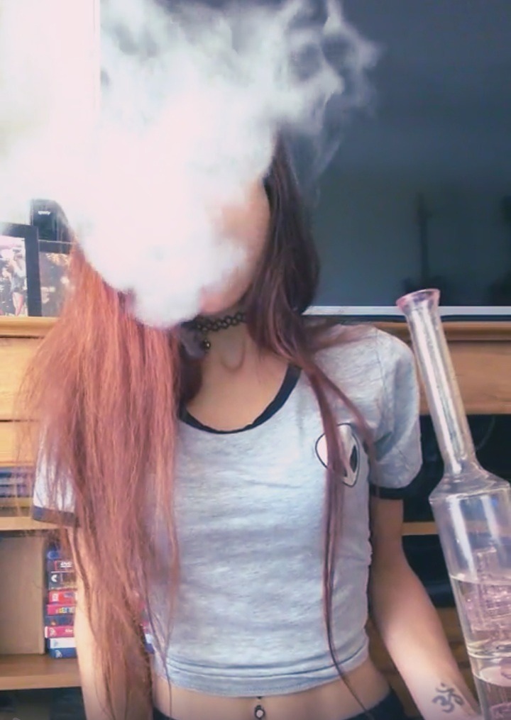 indica-illusions: stills 💨💨💨 