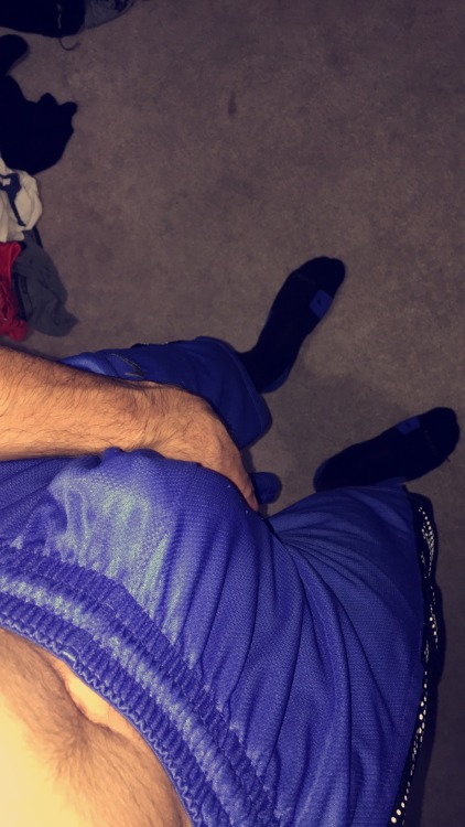 guysinshortsandsocks:  You know they are hot!  FOLLOWER SUBMISSION!