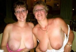 mothersdaughters:  same size 48DD  Nice