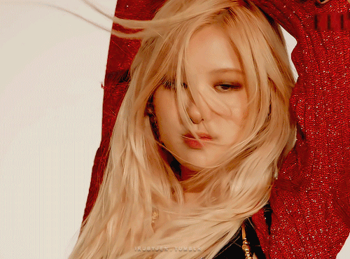 ROSI ELLE KOREA