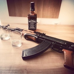 weaponslover:  The perfect combination..