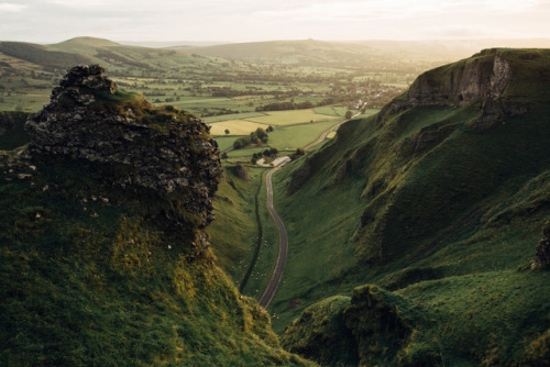 adambenhall: Sunrise on Winnats Pass, Peak District.