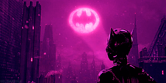 claraaoswald:  I am Catwoman, hear me ROAR. (Batman Returns, 1992)