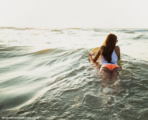 surfing-girls:  Surf Girl