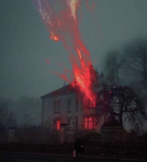 djotzi:Scars, India Lawton / Becca Stadlander / This Party Never Ends, Diana Zhuk / Burning House in