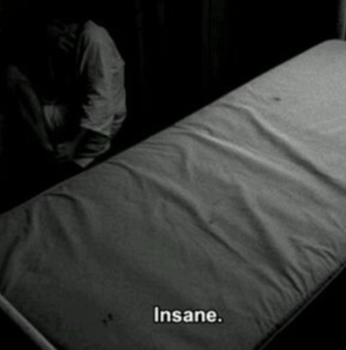 suicidal-suffering:  ♔ black and white ♔ ♡ feeling super super super suicidal