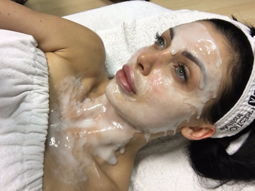 XXX therealalettaoceanxxx:  My new face mask photo