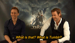  xrdj:  belkining:  Oh Chris, if you only knew.  Tom’s fucking grin there, he knows, oh he definitely knows  