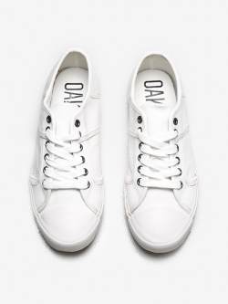 unusualwhite:Milton Sneaker by Oak