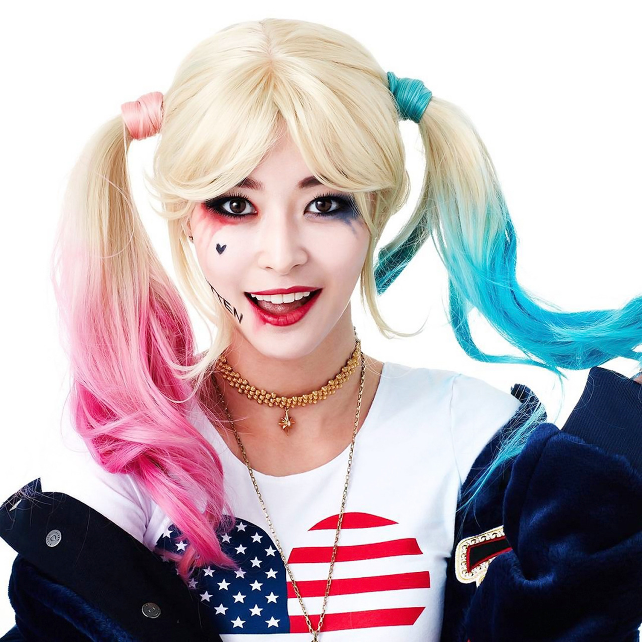 kpophqpictures:    [HQ] Hello Venus for Heart It Korea x 2015 Halloween (1500x1500)Bigger