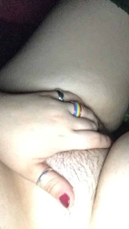 midwest-somebody: Babe loves to make me masturbate.
