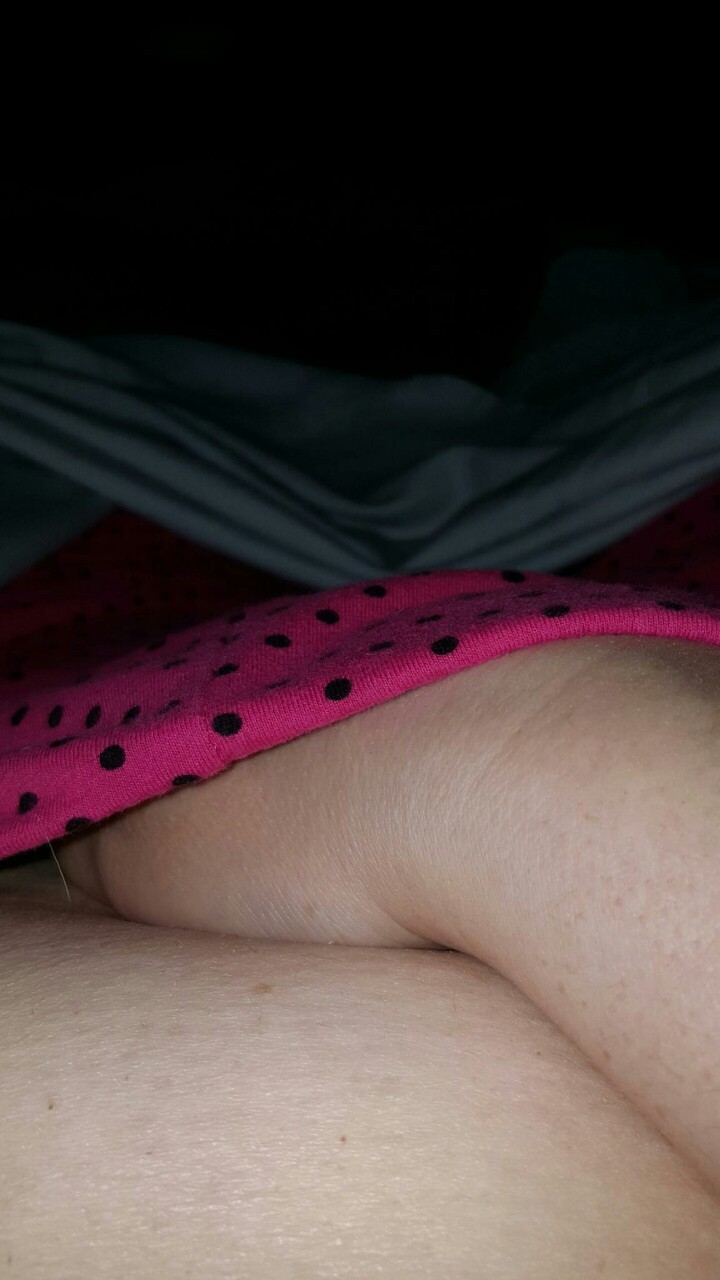 cuteshorty78:  bigbaddad13:  Karin Brown Wixom Michigan  Go follow this guy! 
