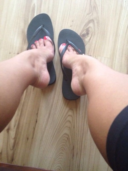 pedicuredsexxxy: Xo pedicuredsexxxy Xo Mhhhh