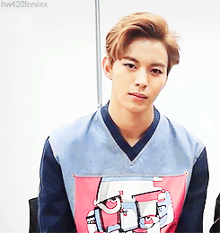 hw420forvixx:  Different expressions of HongBin! 