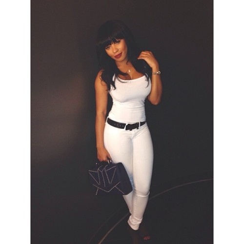 xoxosheneka:  All white tonight like an angel…I ain’t innocent though lol! 😈 (at STK Atlanta) 