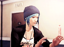 mistynats: protective chloe (◕‿◕✿)