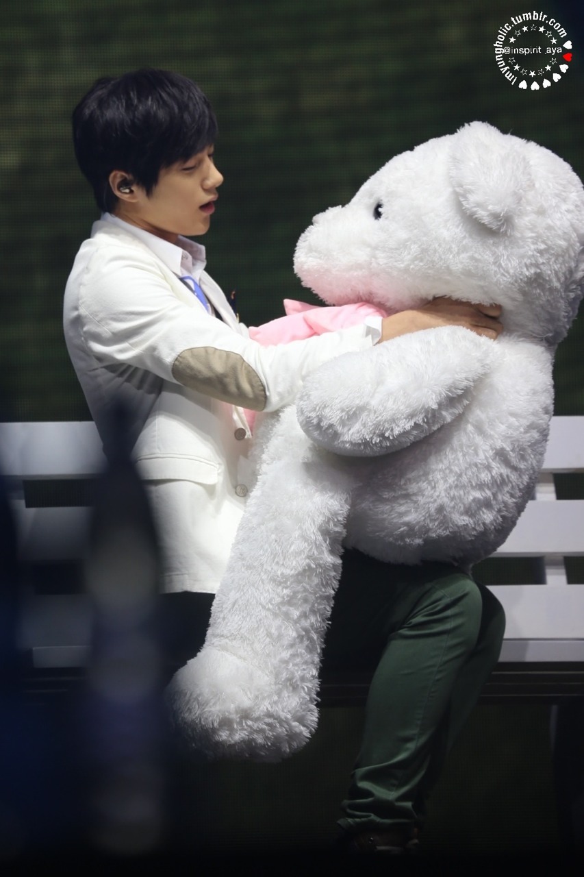 lmyungholic:  131103 OGS in Manila Myungsoo 1 