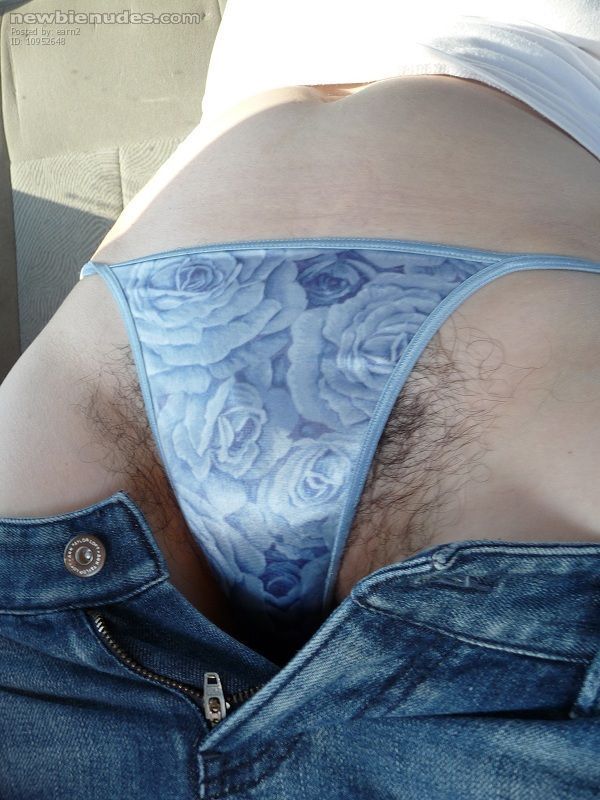 allhairygirls:  Another perfect hairy pictures at http://allhairygirls.tumblr.com/archive