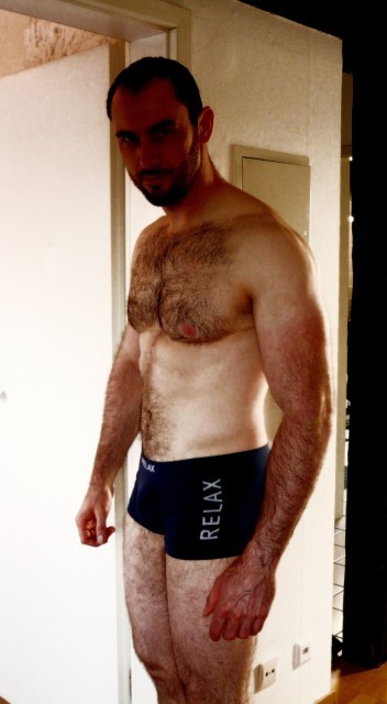 manly-brutes:  manly-brutes.tumblr.com 