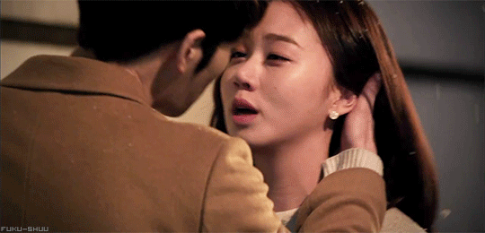  Jaejoong (Seon-Woo) &amp; Go Sunghee (Yoon-jin) in a new scene from the teaser