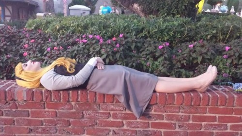 itsadisneything:  So my friend went to Magic Kingdom as Aurora… 